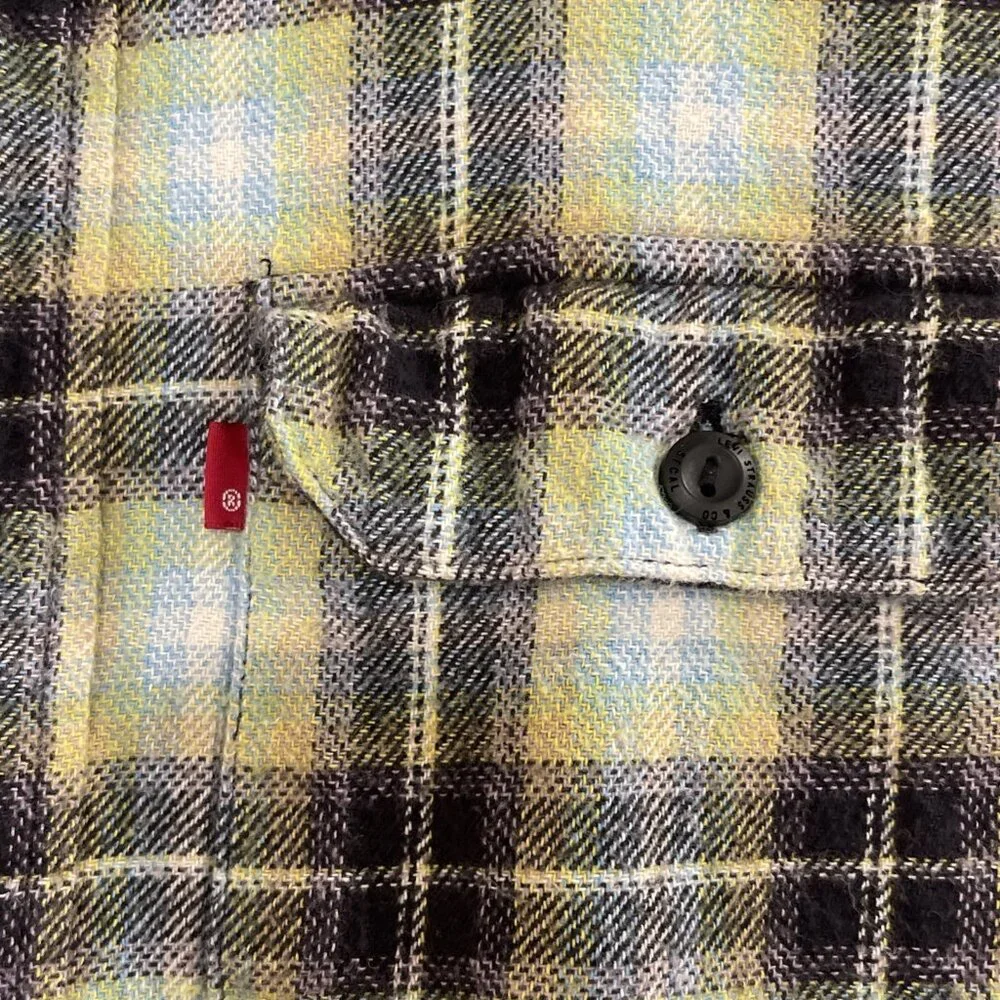 Levis Plaid Relaxed Fit Flannel Long Sleeve Button up Shirt‎ Men’s Sz S Green